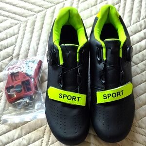 Spinning Black and Neon Green Sport Shoes